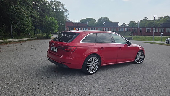 Audi A4 3 of 5