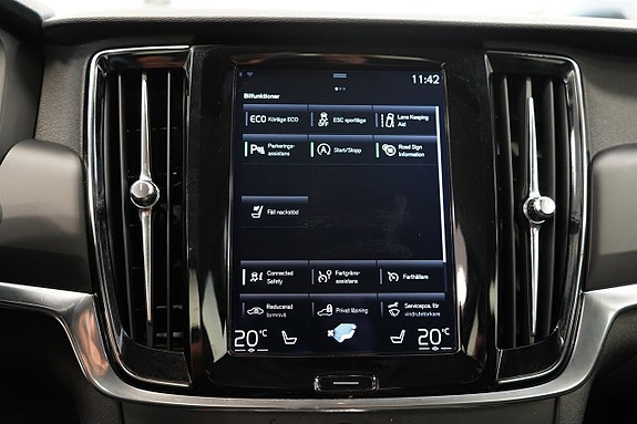 Volvo V90 24 of 27