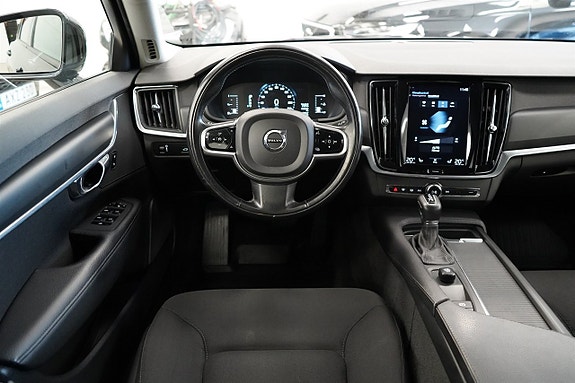Volvo V90 15 of 27