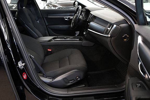 Volvo V90 13 of 27