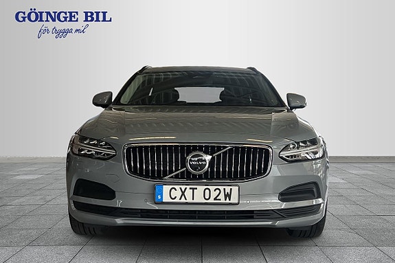 Volvo V90 3 of 5