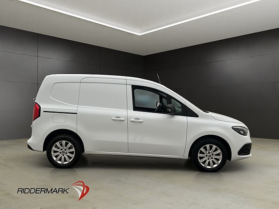 Mercedes-Benz Citan Tourer 2 of 5