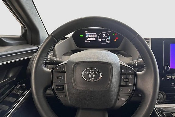 Toyota bZ4X 11 of 12