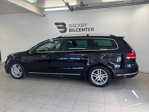 Volkswagen Passat 3 of 16