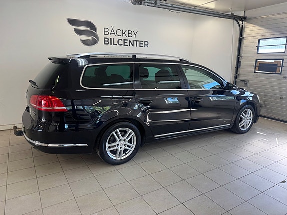Volkswagen Passat 5 of 16