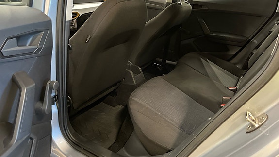Seat Ibiza 4 of 5