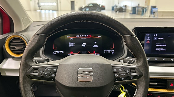 Seat Ibiza 8 of 16