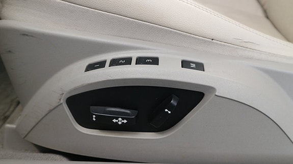 Volvo C70 9 of 23