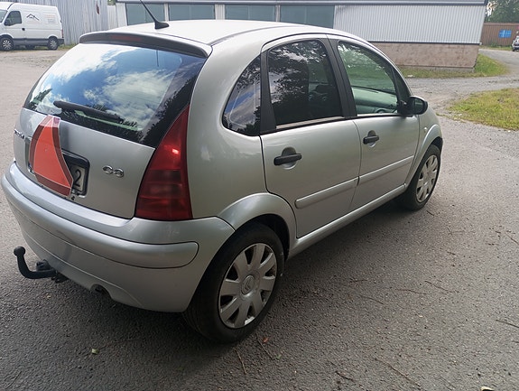 Citroen C3 3 of 4
