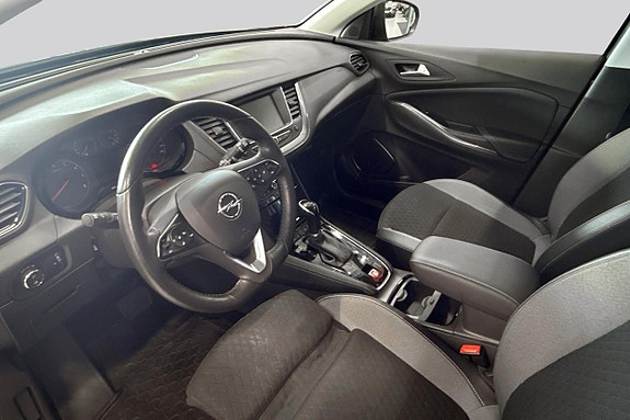 Opel Grandland X 8 of 15