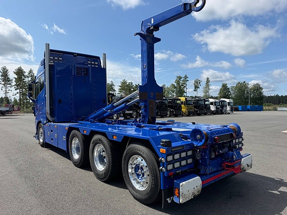 Volvo FH16 750 Tridem LVX HIAB 24T fullutrustad 3 of 12