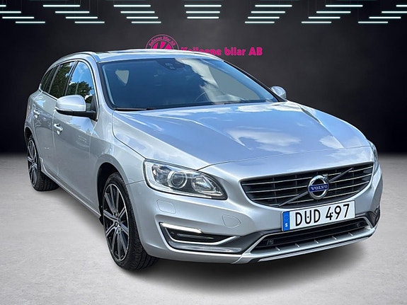 Volvo V60 4 of 5