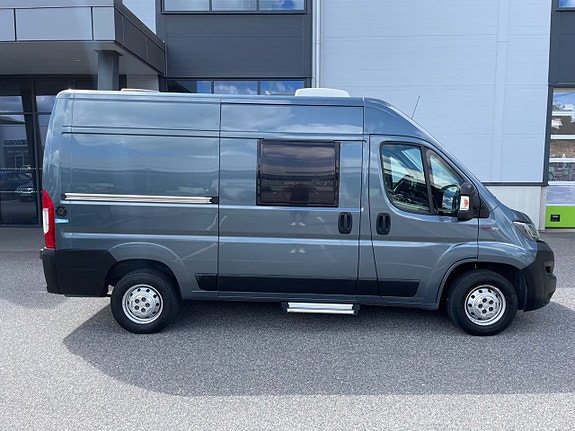 Knaus Campervan 540 2 St dubbelsäng ,nyservad, Ny Bes