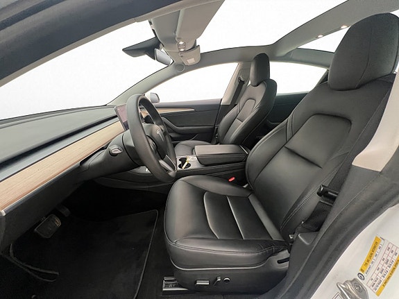 Tesla Model 3 12 of 30