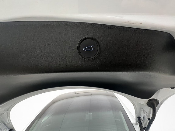 Tesla Model 3 29 of 30