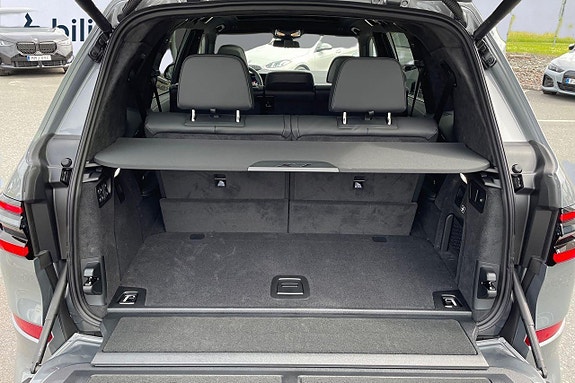 BMW X7 10 of 18