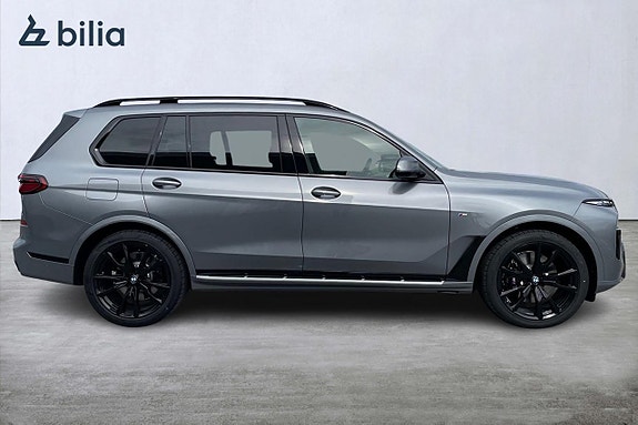 BMW X7 16 of 18