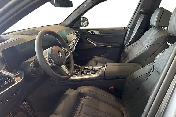 BMW X7 12 of 18