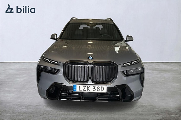 BMW X7 5 of 5