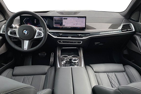 BMW X7 8 of 18