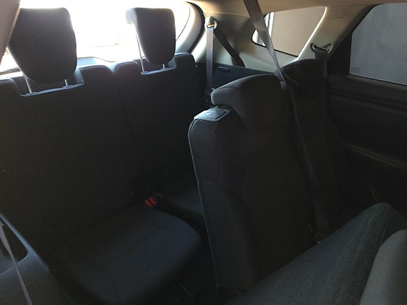 Kia Carens 11 of 13
