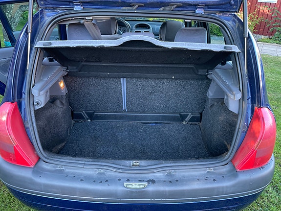 Renault Clio 6 of 7