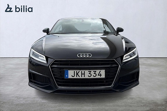 Audi TT 2 of 5