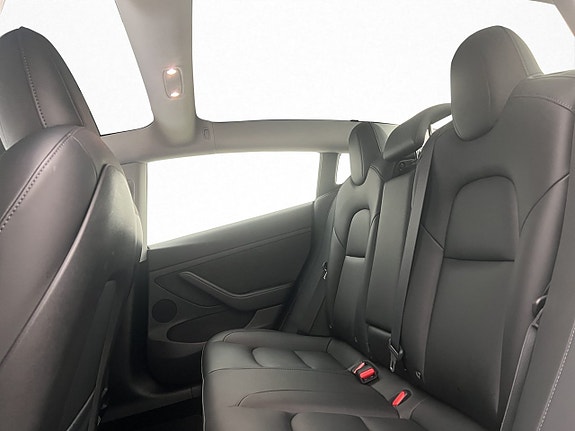 Tesla Model 3 21 of 30