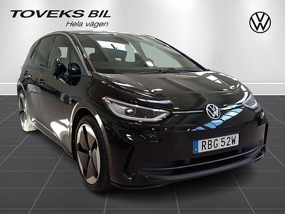 Volkswagen ID.3 2 of 15