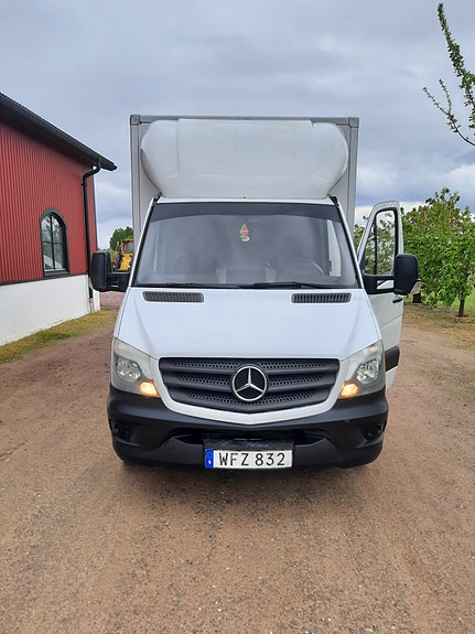 Mercedes-Benz Sprinter 316 2 of 5