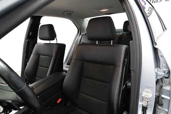 Mercedes-Benz E250 15 of 25