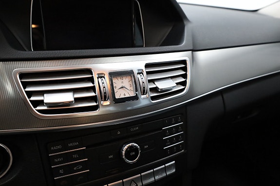 Mercedes-Benz E250 19 of 25