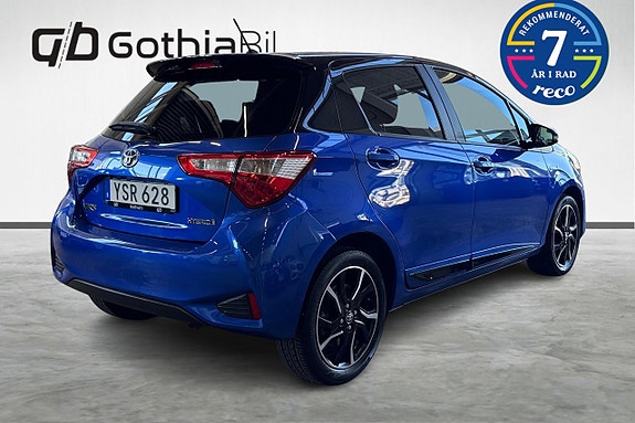 Toyota Yaris 5 of 21
