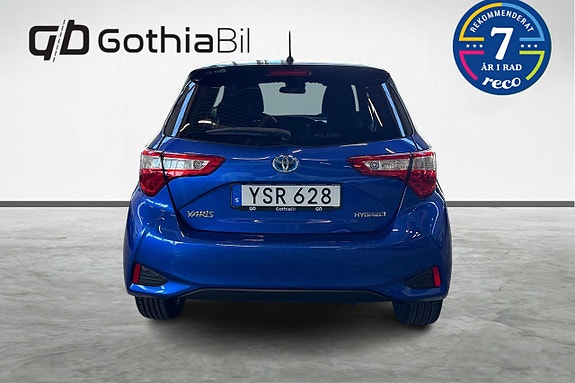 Toyota Yaris 6 of 21