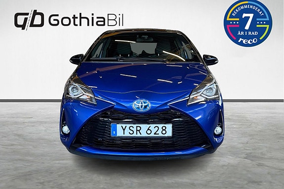 Toyota Yaris 2 of 21