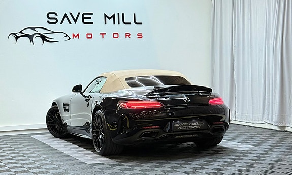Mercedes-Benz AMG GT Roadster 6 of 16