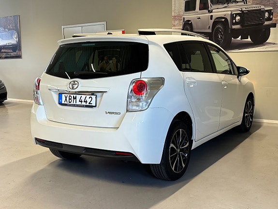 Toyota Verso 21 of 21