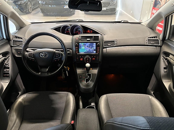 Toyota Verso 12 of 21