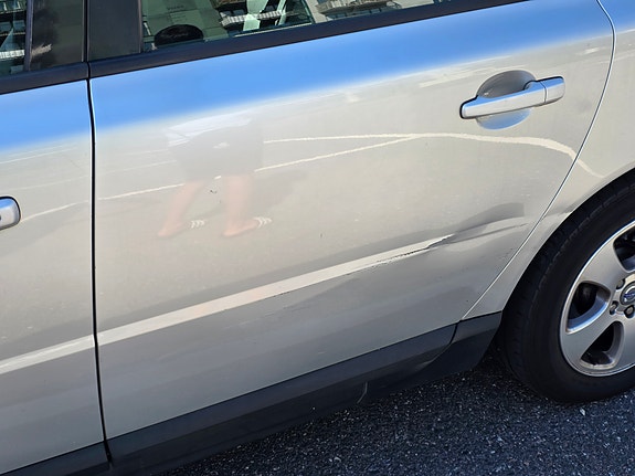 Volvo V70 7 of 8