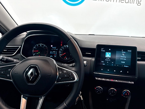 Renault Clio 8 of 9