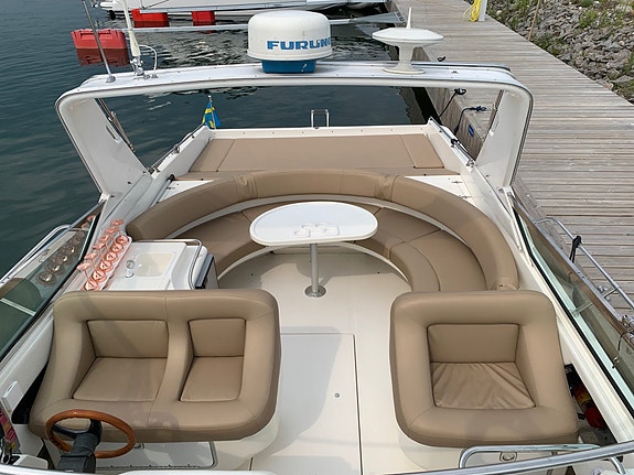 Sea Ray 380 Sun Sport 6 of 23