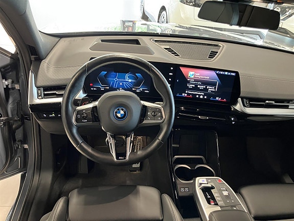 BMW iX2 2 of 11