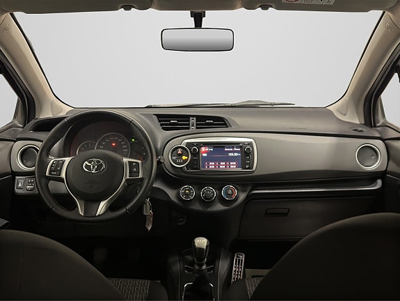 Toyota Yaris 11 of 20