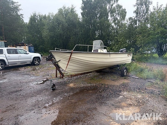 Motorbåt Persson 640