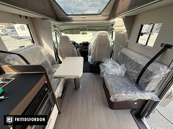 Adria Coral Supreme 670 DL * Omg leverans* 4 of 15