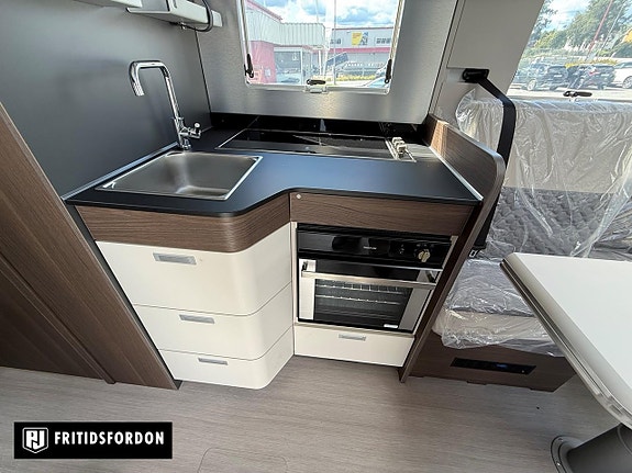 Adria Coral Supreme 670 DL * Omg leverans* 5 of 15