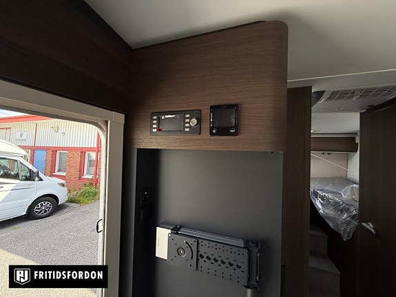 Adria Coral Supreme 670 DL * Omg leverans* 12 of 15
