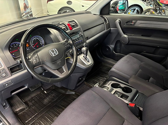 Honda CR-V 12 of 24