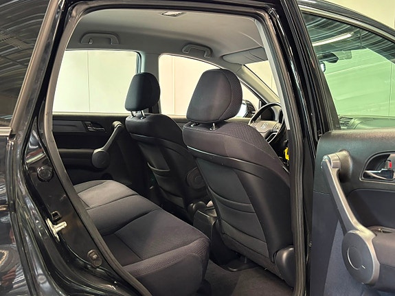 Honda CR-V 24 of 24