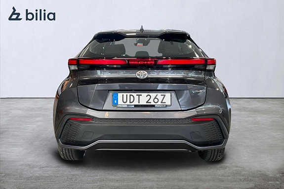 Toyota C-HR 5 of 5